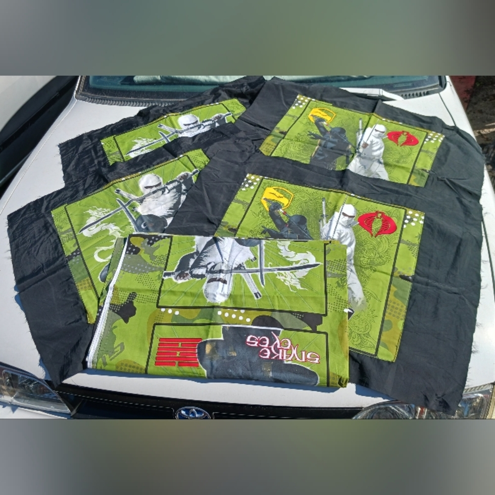 Quilt,Pillow Blocks Orphans & Uncut Sheet /2009 Hasbro GI Joe ,Snake Eyes